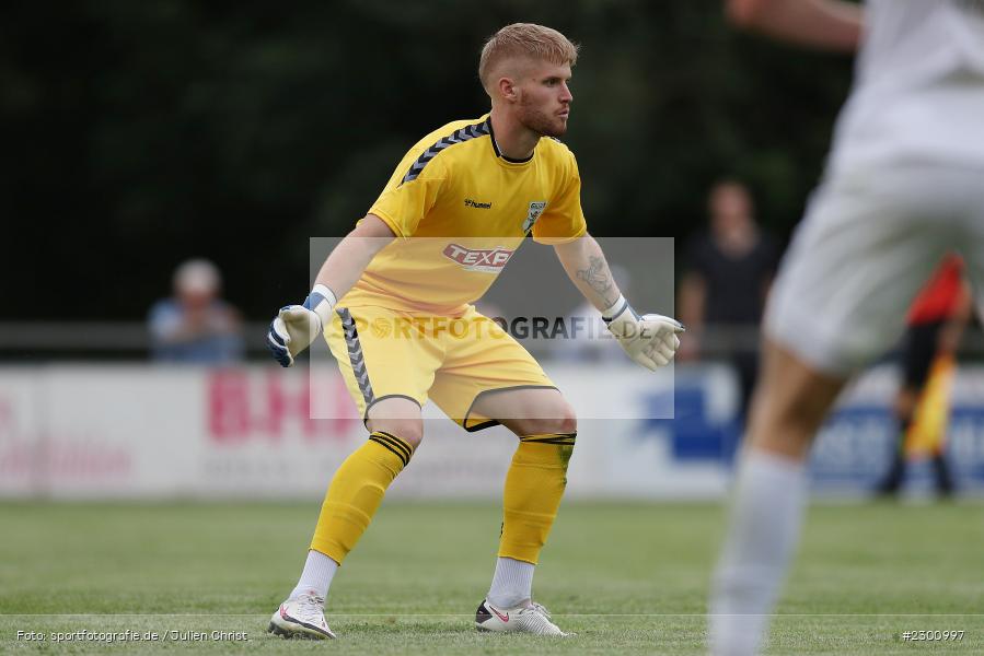 Torwart, Justin Reichert, Sportgelände, Karlburg, 27.07.2021, BFV, sport, action, Fussball, Deutschland, Juli 2021, Saison 2021/2022, Grabfeldgallier, TSV, Bayernliga Nord, TSV Großbardorf, TSV Karlburg - Bild-ID: 2300997