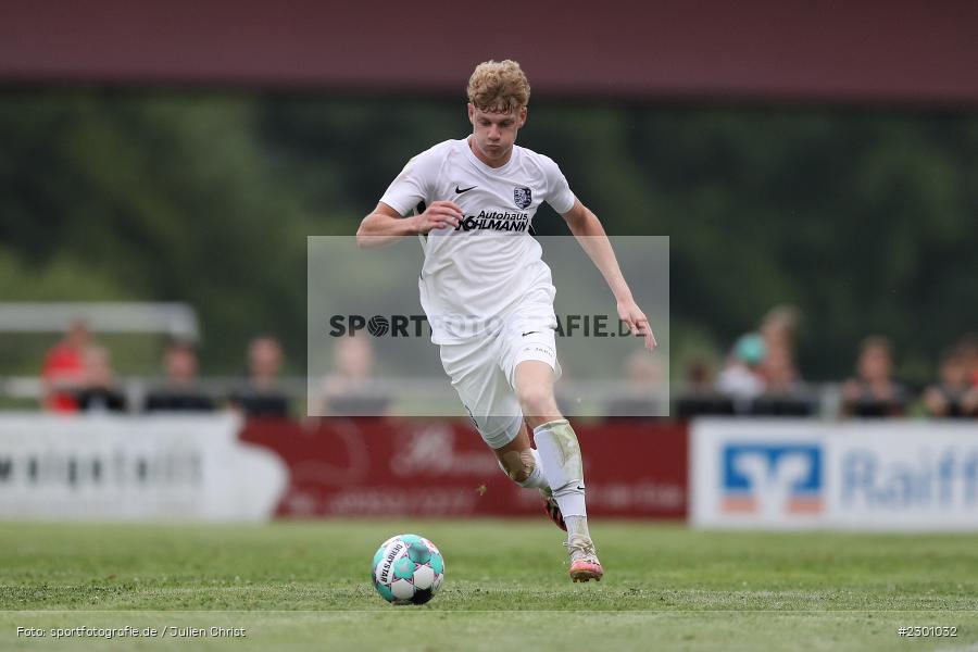Adrian Winter, Sportgelände, Karlburg, 27.07.2021, BFV, sport, action, Fussball, Deutschland, Juli 2021, Saison 2021/2022, Grabfeldgallier, TSV, Bayernliga Nord, TSV Großbardorf, TSV Karlburg - Bild-ID: 2301032 Adrian Winter, Sportgelände, Karlburg, 27.07.2021, BFV, sport, action, Fussball, Deutschland, Juli 2021, Saison 2021/2022, Grabfeldgallier, TSV, Bayernliga Nord, TSV Großbardorf, TSV Karlburg - Bild-ID: 2301032