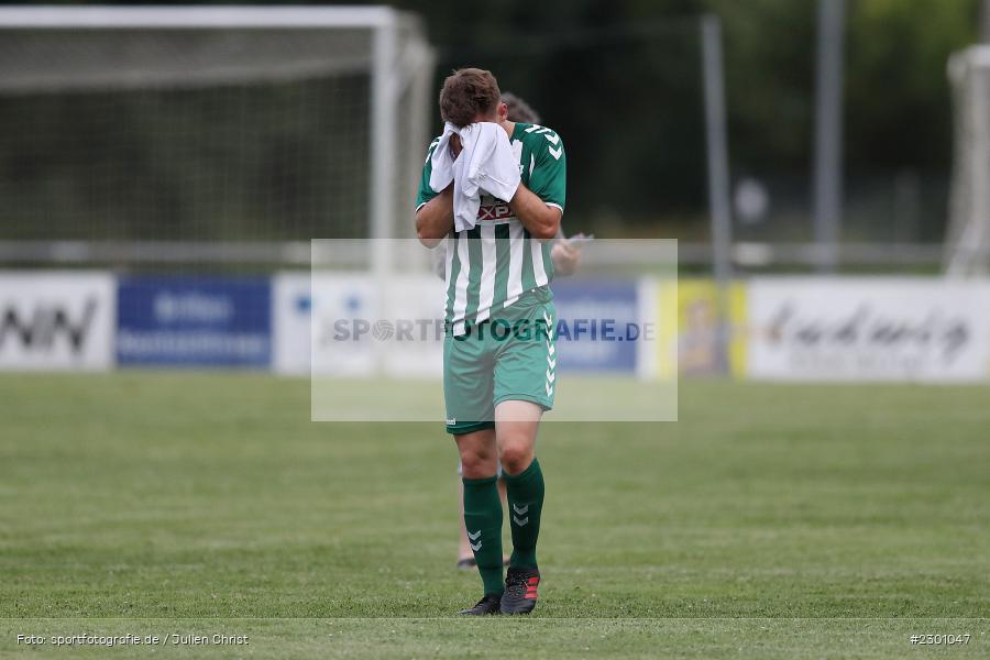 Enttäuscht, Valentin Reitstetter, Sportgelände, Karlburg, 27.07.2021, BFV, sport, action, Fussball, Deutschland, Juli 2021, Saison 2021/2022, Grabfeldgallier, TSV, Bayernliga Nord, TSV Großbardorf, TSV Karlburg - Bild-ID: 2301047