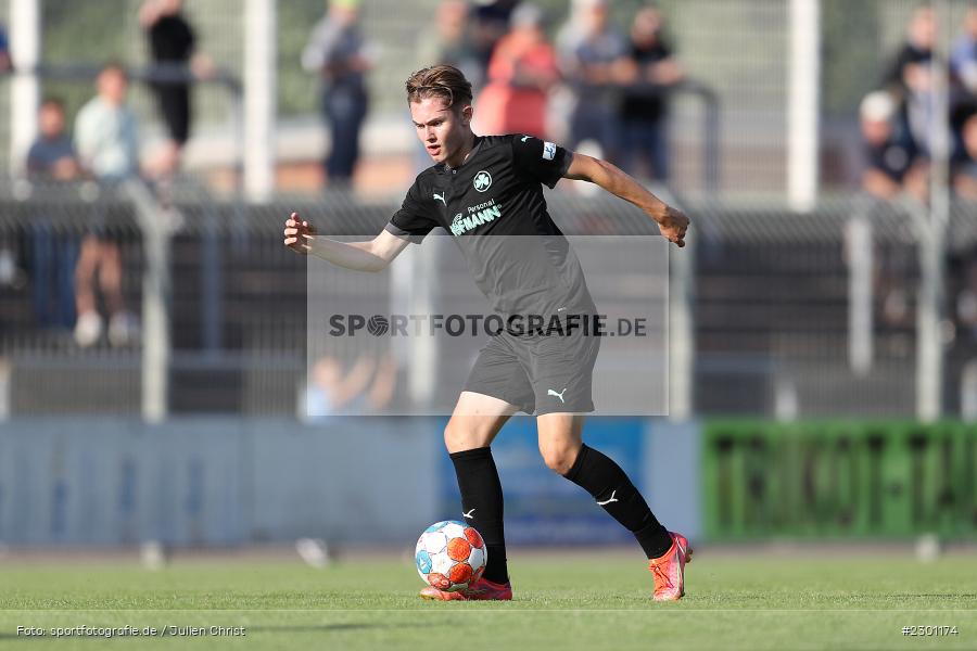 Devin Angleberger, Stadion am Schönbusch, Aschaffenburg, 30.07.2021, BFV, sport, action, Fussball, Deutschland, Juli 2021, Regionalliga Bayern, Saison 2021/2022, SGF, SVA01, SpVgg Greuther Fürth II, SV Viktoria Aschaffenburg - Bild-ID: 2301174 Devin Angleberger, Stadion am Schönbusch, Aschaffenburg, 30.07.2021, BFV, sport, action, Fussball, Deutschland, Juli 2021, Regionalliga Bayern, Saison 2021/2022, SGF, SVA01, SpVgg Greuther Fürth II, SV Viktoria Aschaffenburg - Bild-ID: 2301174