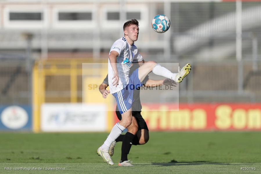 Benedict Laverty, Stadion am Schönbusch, Aschaffenburg, 30.07.2021, BFV, sport, action, Fussball, Deutschland, Juli 2021, Regionalliga Bayern, Saison 2021/2022, SGF, SVA01, SpVgg Greuther Fürth II, SV Viktoria Aschaffenburg - Bild-ID: 2301193 Benedict Laverty, Stadion am Schönbusch, Aschaffenburg, 30.07.2021, BFV, sport, action, Fussball, Deutschland, Juli 2021, Regionalliga Bayern, Saison 2021/2022, SGF, SVA01, SpVgg Greuther Fürth II, SV Viktoria Aschaffenburg - Bild-ID: 2301193