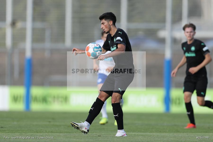 Davide Pisanu, Stadion am Schönbusch, Aschaffenburg, 30.07.2021, BFV, sport, action, Fussball, Deutschland, Juli 2021, Regionalliga Bayern, Saison 2021/2022, SGF, SVA01, SpVgg Greuther Fürth II, SV Viktoria Aschaffenburg - Bild-ID: 2301199