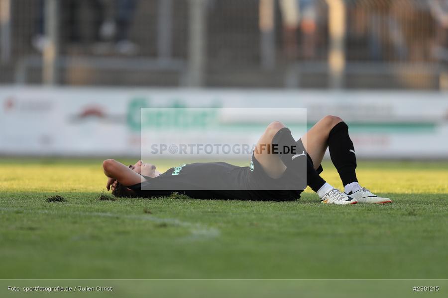 enttäuscht, Lukas Ahrend, Stadion am Schönbusch, Aschaffenburg, 30.07.2021, BFV, sport, action, Fussball, Deutschland, Juli 2021, Regionalliga Bayern, Saison 2021/2022, SGF, SVA01, SpVgg Greuther Fürth II, SV Viktoria Aschaffenburg - Bild-ID: 2301215 enttäuscht, Lukas Ahrend, Stadion am Schönbusch, Aschaffenburg, 30.07.2021, BFV, sport, action, Fussball, Deutschland, Juli 2021, Regionalliga Bayern, Saison 2021/2022, SGF, SVA01, SpVgg Greuther Fürth II, SV Viktoria Aschaffenburg - Bild-ID: 2301215