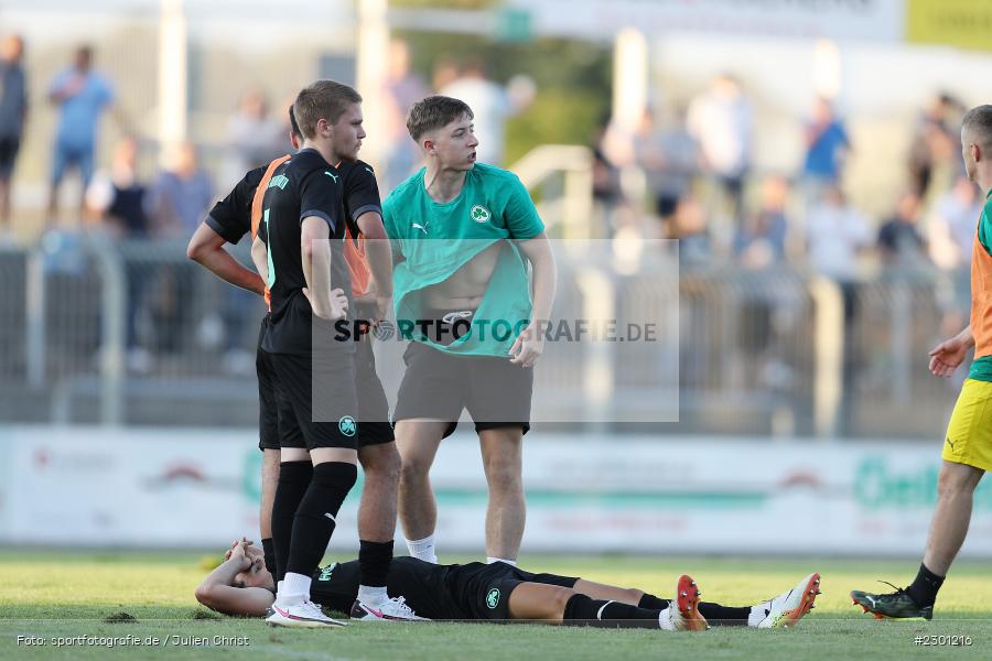 Zerfetzt, T-Shirt, Enttäuscht, Nick Lockermann, Stadion am Schönbusch, Aschaffenburg, 30.07.2021, BFV, sport, action, Fussball, Deutschland, Juli 2021, Regionalliga Bayern, Saison 2021/2022, SGF, SVA01, SpVgg Greuther Fürth II, SV Viktoria Aschaffenburg - Bild-ID: 2301216 Zerfetzt, T-Shirt, Enttäuscht, Nick Lockermann, Stadion am Schönbusch, Aschaffenburg, 30.07.2021, BFV, sport, action, Fussball, Deutschland, Juli 2021, Regionalliga Bayern, Saison 2021/2022, SGF, SVA01, SpVgg Greuther Fürth II, SV Viktoria Aschaffenburg - Bild-ID: 2301216