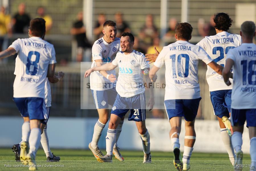 Torjubel, Daniel Cheron, Stadion am Schönbusch, Aschaffenburg, 30.07.2021, BFV, sport, action, Fussball, Deutschland, Juli 2021, Regionalliga Bayern, Saison 2021/2022, SGF, SVA01, SpVgg Greuther Fürth II, SV Viktoria Aschaffenburg - Bild-ID: 2301219 Torjubel, Daniel Cheron, Stadion am Schönbusch, Aschaffenburg, 30.07.2021, BFV, sport, action, Fussball, Deutschland, Juli 2021, Regionalliga Bayern, Saison 2021/2022, SGF, SVA01, SpVgg Greuther Fürth II, SV Viktoria Aschaffenburg - Bild-ID: 2301219