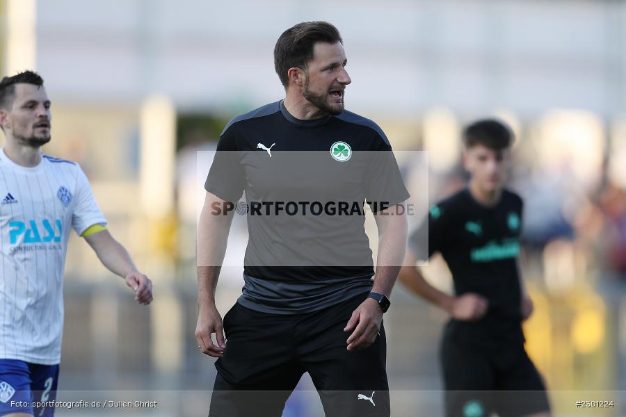 Trainer, Dominic Rühl, Stadion am Schönbusch, Aschaffenburg, 30.07.2021, BFV, sport, action, Fussball, Deutschland, Juli 2021, Regionalliga Bayern, Saison 2021/2022, SGF, SVA01, SpVgg Greuther Fürth II, SV Viktoria Aschaffenburg - Bild-ID: 2301224 Trainer, Dominic Rühl, Stadion am Schönbusch, Aschaffenburg, 30.07.2021, BFV, sport, action, Fussball, Deutschland, Juli 2021, Regionalliga Bayern, Saison 2021/2022, SGF, SVA01, SpVgg Greuther Fürth II, SV Viktoria Aschaffenburg - Bild-ID: 2301224