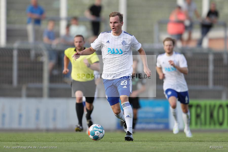 Tom Schulz, Stadion am Schönbusch, Aschaffenburg, 30.07.2021, BFV, sport, action, Fussball, Deutschland, Juli 2021, Regionalliga Bayern, Saison 2021/2022, SGF, SVA01, SpVgg Greuther Fürth II, SV Viktoria Aschaffenburg - Bild-ID: 2301247