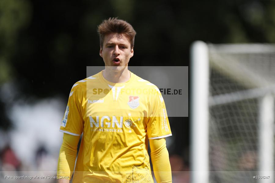 bedient, Julian Schneider, Willy-Sachs-Stadion, Schweinfurt, 31.07.2021, BFV, sport, action, Fussball, Deutschland, Juli 2021, Regionalliga Bayern, Saison 2021/2022, TSV, FC05, TSV Aubstadt, 1. FC Schweinfurt 05 - Bild-ID: 2301267