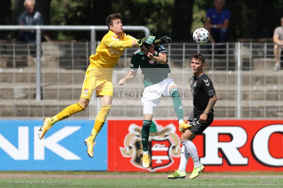 Meris Skenderovic, Julian Schneider, Willy-Sachs-Stadion, Schweinfurt, 31.07.2021, BFV, sport, action, Fussball, Deutschland, Juli 2021, Regionalliga Bayern, Saison 2021/2022, TSV, FC05, TSV Aubstadt, 1. FC Schweinfurt 05 - Bild-ID: 2301287