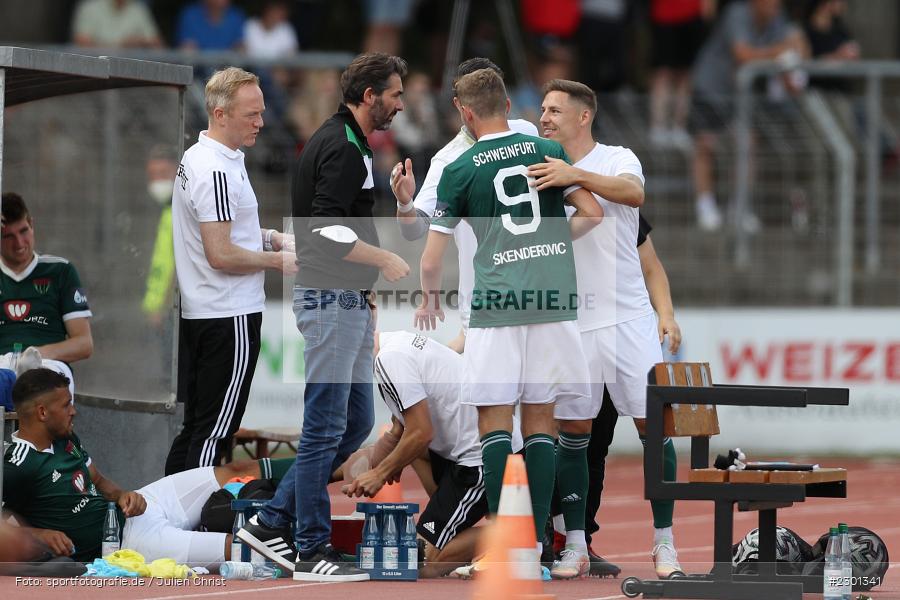 Meris Skenderovic, Martin Thomann, Willy-Sachs-Stadion, Schweinfurt, 31.07.2021, BFV, sport, action, Fussball, Deutschland, Juli 2021, Regionalliga Bayern, Saison 2021/2022, TSV, FC05, TSV Aubstadt, 1. FC Schweinfurt 05 - Bild-ID: 2301341