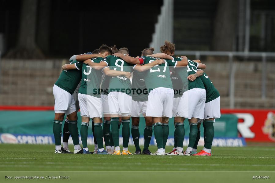 Mannschaftskreis, Willy-Sachs-Stadion, Schweinfurt, 31.07.2021, BFV, sport, action, Fussball, Deutschland, Juli 2021, Regionalliga Bayern, Saison 2021/2022, TSV, FC05, TSV Aubstadt, 1. FC Schweinfurt 05 - Bild-ID: 2301406