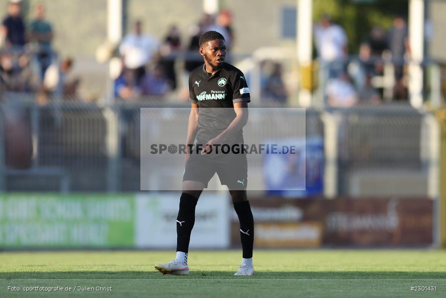 Rodney Elongo-Yombo, Stadion am Schönbusch, Aschaffenburg, 30.07.2021, BFV, sport, action, Fussball, Deutschland, Juli 2021, Regionalliga Bayern, Saison 2021/2022, SGF, SVA01, SpVgg Greuther Fürth II, SV Viktoria Aschaffenburg - Bild-ID: 2301431 Rodney Elongo-Yombo, Stadion am Schönbusch, Aschaffenburg, 30.07.2021, BFV, sport, action, Fussball, Deutschland, Juli 2021, Regionalliga Bayern, Saison 2021/2022, SGF, SVA01, SpVgg Greuther Fürth II, SV Viktoria Aschaffenburg - Bild-ID: 2301431