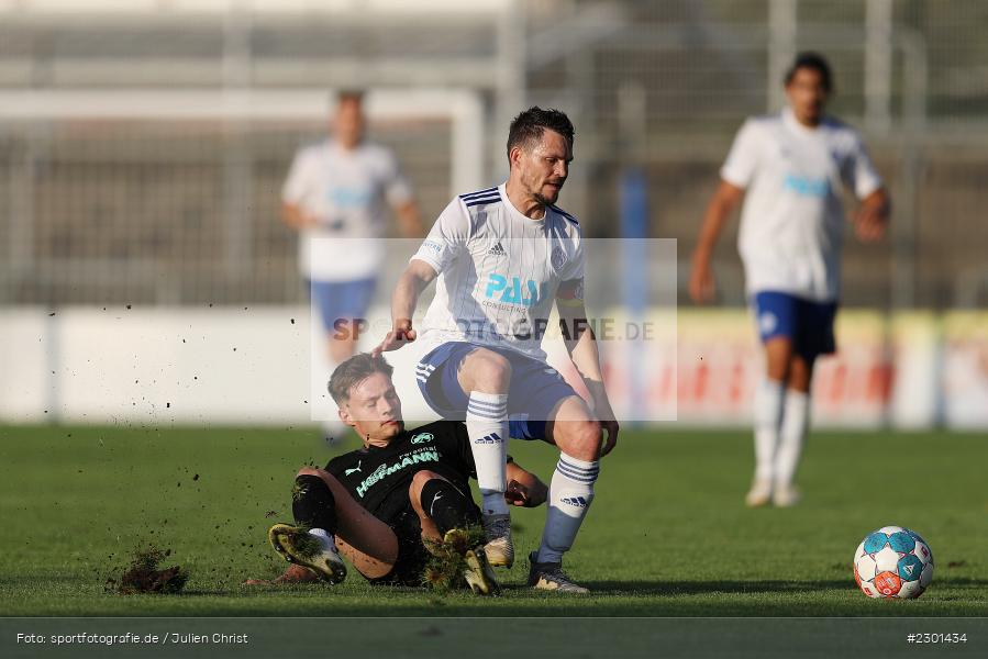 Daniel Cheron, Stadion am Schönbusch, Aschaffenburg, 30.07.2021, BFV, sport, action, Fussball, Deutschland, Juli 2021, Regionalliga Bayern, Saison 2021/2022, SGF, SVA01, SpVgg Greuther Fürth II, SV Viktoria Aschaffenburg - Bild-ID: 2301434 Daniel Cheron, Stadion am Schönbusch, Aschaffenburg, 30.07.2021, BFV, sport, action, Fussball, Deutschland, Juli 2021, Regionalliga Bayern, Saison 2021/2022, SGF, SVA01, SpVgg Greuther Fürth II, SV Viktoria Aschaffenburg - Bild-ID: 2301434