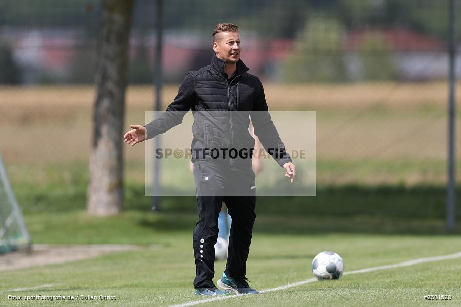 Trainer, Szymon Dynia, Sportplatz, Retzbach, 01.08.2021, BFV, sport, action, Fussball, Deutschland, August 2021, Kreisliga Würzburg, Saison 2021/2022, FVS, TSV, FV Steinfeld/Hausen-Rohrbach, TSV Retzbach - Bild-ID: 2301520