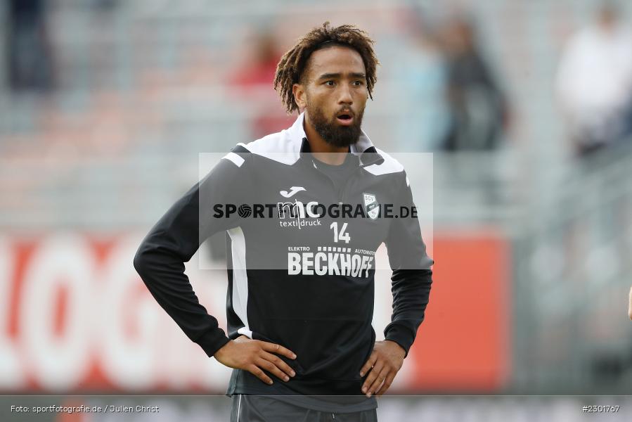 Cyrill Elija Akono, FLYERALARM Arena, Würzburg, 02.08.2021, DFB, sport, action, Fussball, Deutschland, August 2021, 3. Liga, Saison 2021/2022, SCV, FWK, SC Verl, FC Würzburger Kickers - Bild-ID: 2301767