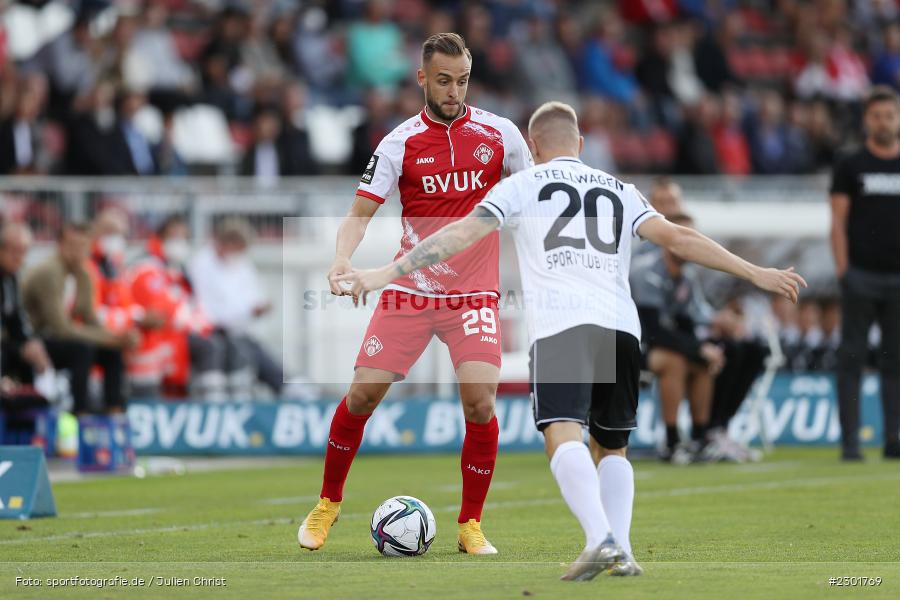 David Kopacz, FLYERALARM Arena, Würzburg, 02.08.2021, DFB, sport, action, Fussball, Deutschland, August 2021, 3. Liga, Saison 2021/2022, SCV, FWK, SC Verl, FC Würzburger Kickers - Bild-ID: 2301769