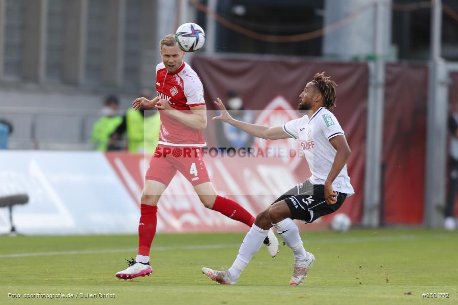 Lars Dietz, FLYERALARM Arena, Würzburg, 02.08.2021, DFB, sport, action, Fussball, Deutschland, August 2021, 3. Liga, Saison 2021/2022, SCV, FWK, SC Verl, FC Würzburger Kickers - Bild-ID: 2301772