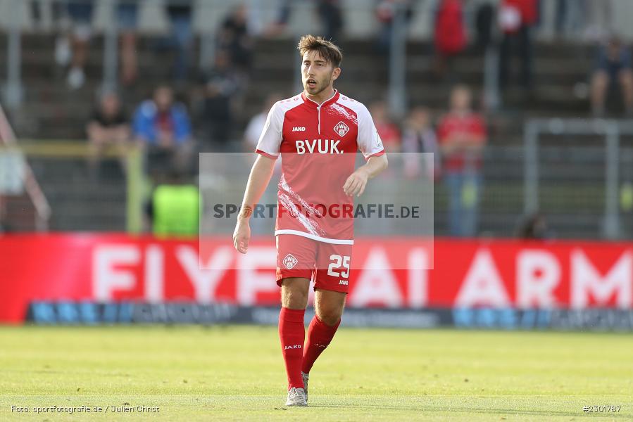 Dominik Meisel, FLYERALARM Arena, Würzburg, 02.08.2021, DFB, sport, action, Fussball, Deutschland, August 2021, 3. Liga, Saison 2021/2022, SCV, FWK, SC Verl, FC Würzburger Kickers - Bild-ID: 2301787 Dominik Meisel, FLYERALARM Arena, Würzburg, 02.08.2021, DFB, sport, action, Fussball, Deutschland, August 2021, 3. Liga, Saison 2021/2022, SCV, FWK, SC Verl, FC Würzburger Kickers - Bild-ID: 2301787