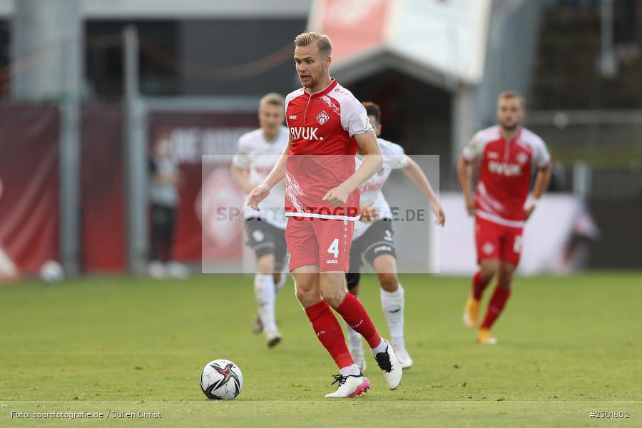 Lars Dietz, FLYERALARM Arena, Würzburg, 02.08.2021, DFB, sport, action, Fussball, Deutschland, August 2021, 3. Liga, Saison 2021/2022, SCV, FWK, SC Verl, FC Würzburger Kickers - Bild-ID: 2301802