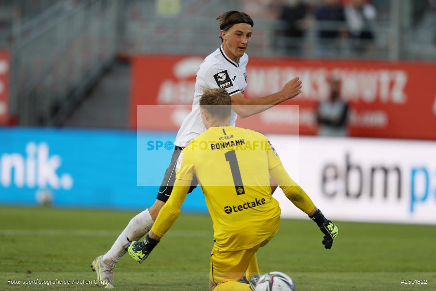 Tor, Lukas Emanuel Petkov, FLYERALARM Arena, Würzburg, 02.08.2021, DFB, sport, action, Fussball, Deutschland, August 2021, 3. Liga, Saison 2021/2022, SCV, FWK, SC Verl, FC Würzburger Kickers - Bild-ID: 2301822