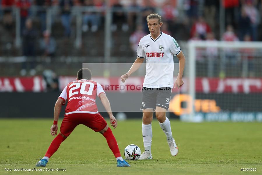 Vinko Sapina, FLYERALARM Arena, Würzburg, 02.08.2021, DFB, sport, action, Fussball, Deutschland, August 2021, 3. Liga, Saison 2021/2022, SCV, FWK, SC Verl, FC Würzburger Kickers - Bild-ID: 2301823