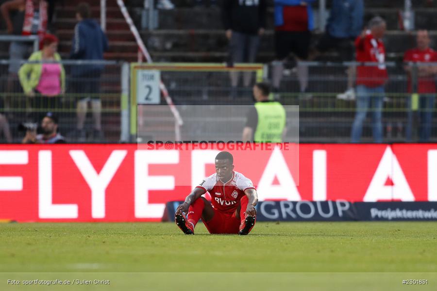 Ryan-Segon Adigo, FLYERALARM Arena, Würzburg, 02.08.2021, DFB, sport, action, Fussball, Deutschland, August 2021, 3. Liga, Saison 2021/2022, SCV, FWK, SC Verl, FC Würzburger Kickers - Bild-ID: 2301831 Ryan-Segon Adigo, FLYERALARM Arena, Würzburg, 02.08.2021, DFB, sport, action, Fussball, Deutschland, August 2021, 3. Liga, Saison 2021/2022, SCV, FWK, SC Verl, FC Würzburger Kickers - Bild-ID: 2301831