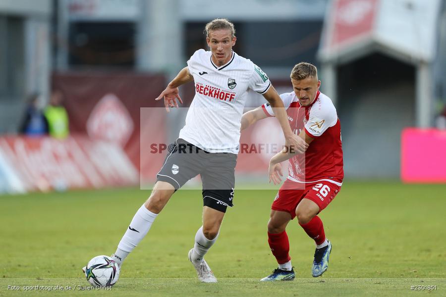 Vinko Sapina, FLYERALARM Arena, Würzburg, 02.08.2021, DFB, sport, action, Fussball, Deutschland, August 2021, 3. Liga, Saison 2021/2022, SCV, FWK, SC Verl, FC Würzburger Kickers - Bild-ID: 2301851