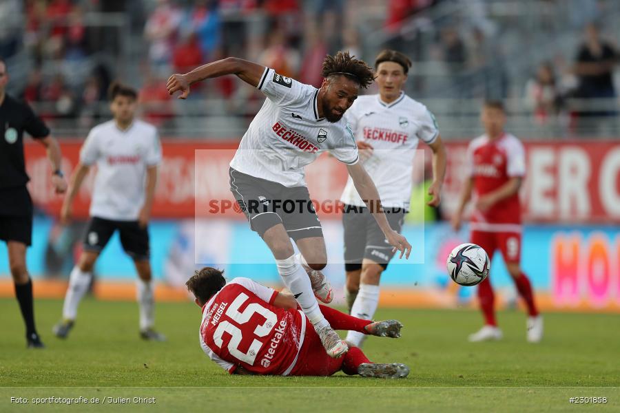 Dominik Meisel, FLYERALARM Arena, Würzburg, 02.08.2021, DFB, sport, action, Fussball, Deutschland, August 2021, 3. Liga, Saison 2021/2022, SCV, FWK, SC Verl, FC Würzburger Kickers - Bild-ID: 2301858