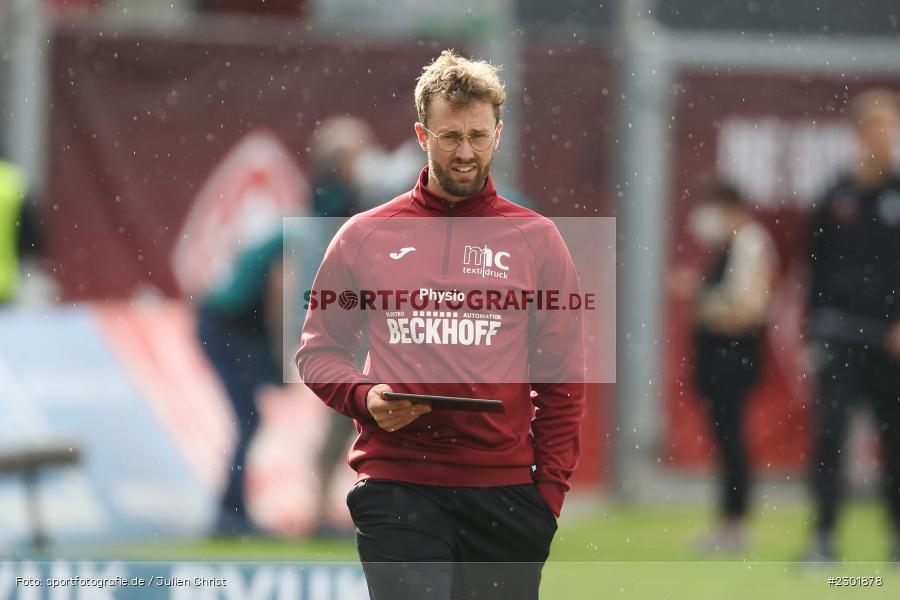Sebastian Schwermann, FLYERALARM Arena, Würzburg, 02.08.2021, DFB, sport, action, Fussball, Deutschland, August 2021, 3. Liga, Saison 2021/2022, SCV, FWK, SC Verl, FC Würzburger Kickers - Bild-ID: 2301878