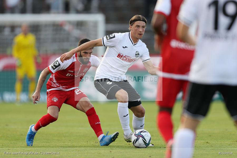 Lukas Emanuel Petkov, FLYERALARM Arena, Würzburg, 02.08.2021, DFB, sport, action, Fussball, Deutschland, August 2021, 3. Liga, Saison 2021/2022, SCV, FWK, SC Verl, FC Würzburger Kickers - Bild-ID: 2301916 Lukas Emanuel Petkov, FLYERALARM Arena, Würzburg, 02.08.2021, DFB, sport, action, Fussball, Deutschland, August 2021, 3. Liga, Saison 2021/2022, SCV, FWK, SC Verl, FC Würzburger Kickers - Bild-ID: 2301916