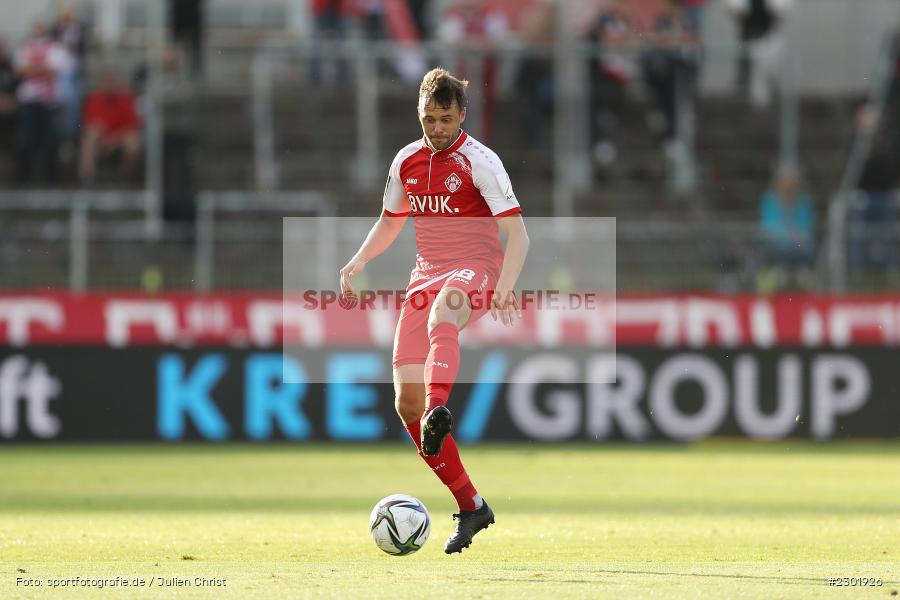 Robert Herrmann, FLYERALARM Arena, Würzburg, 02.08.2021, DFB, sport, action, Fussball, Deutschland, August 2021, 3. Liga, Saison 2021/2022, SCV, FWK, SC Verl, FC Würzburger Kickers - Bild-ID: 2301926