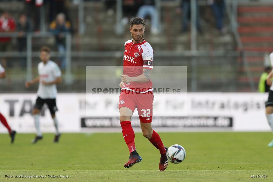 Christian Strohdiek, FLYERALARM Arena, Würzburg, 02.08.2021, DFB, sport, action, Fussball, Deutschland, August 2021, 3. Liga, Saison 2021/2022, SCV, FWK, SC Verl, FC Würzburger Kickers - Bild-ID: 2301933