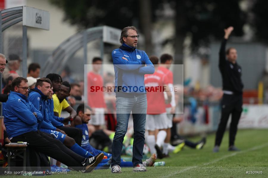 Trainer, Berthold Göbel, Sportgelände, Karlburg, 04.08.2021, BFV, sport, action, Fussball, Deutschland, August 2021, Bayernliga Nord, Saison 2021/2022, WFV, TSV, Würzburger FV, TSV Karlburg - Bild-ID: 2301965
