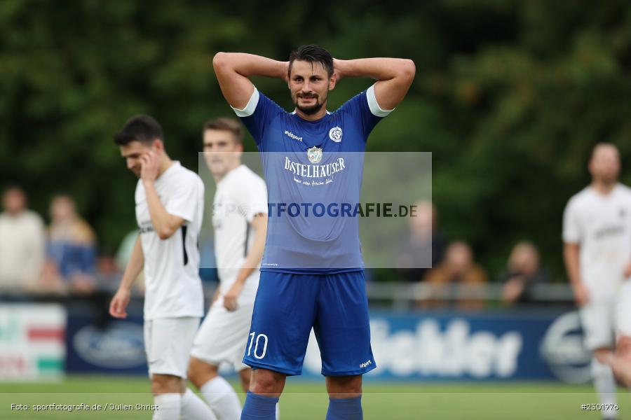 Hadern, Enttäuscht, Christian Dan, Sportgelände, Karlburg, 04.08.2021, BFV, sport, action, Fussball, Deutschland, August 2021, Bayernliga Nord, Saison 2021/2022, WFV, TSV, Würzburger FV, TSV Karlburg - Bild-ID: 2301976