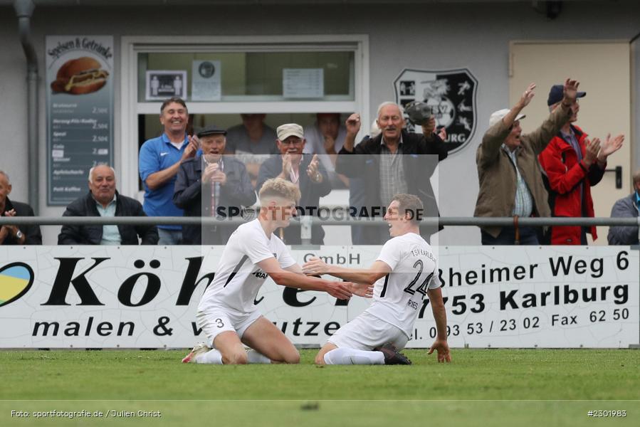 Torjubel, Adrian Winter, Sportgelände, Karlburg, 04.08.2021, BFV, sport, action, Fussball, Deutschland, August 2021, Bayernliga Nord, Saison 2021/2022, WFV, TSV, Würzburger FV, TSV Karlburg - Bild-ID: 2301983