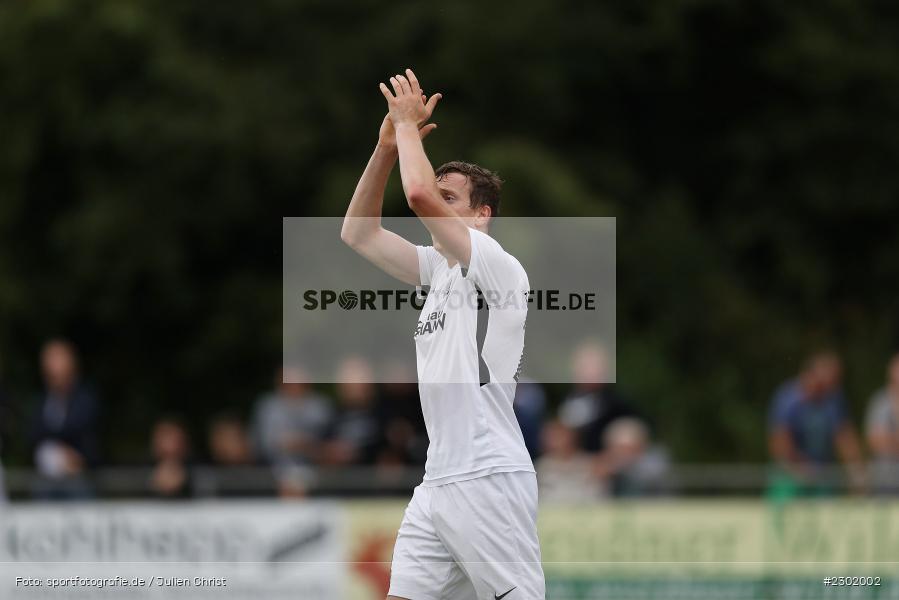 Sebastian Fries, Sportgelände, Karlburg, 04.08.2021, BFV, sport, action, Fussball, Deutschland, August 2021, Bayernliga Nord, Saison 2021/2022, WFV, TSV, Würzburger FV, TSV Karlburg - Bild-ID: 2302002