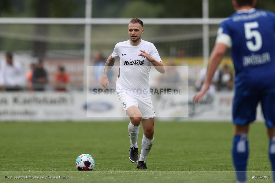 Marvin Schramm, Sportgelände, Karlburg, 04.08.2021, BFV, sport, action, Fussball, Deutschland, August 2021, Bayernliga Nord, Saison 2021/2022, WFV, TSV, Würzburger FV, TSV Karlburg - Bild-ID: 2302005