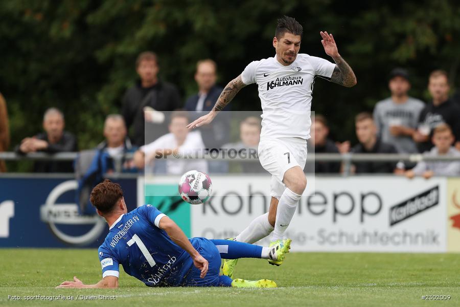 Steffen Bachmann, Sportgelände, Karlburg, 04.08.2021, BFV, sport, action, Fussball, Deutschland, August 2021, Bayernliga Nord, Saison 2021/2022, WFV, TSV, Würzburger FV, TSV Karlburg - Bild-ID: 2302009