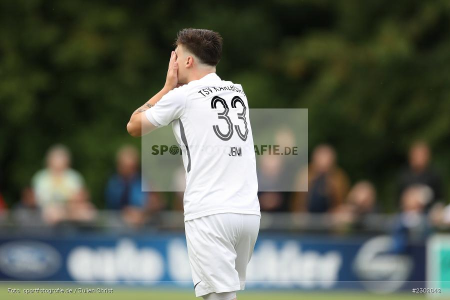 Hände, Arme, gestikuliert, Pascal Jeni, Sportgelände, Karlburg, 04.08.2021, BFV, sport, action, Fussball, Deutschland, August 2021, Bayernliga Nord, Saison 2021/2022, WFV, TSV, Würzburger FV, TSV Karlburg - Bild-ID: 2302042