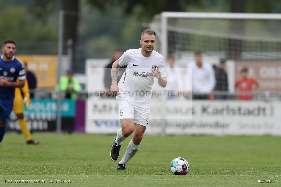 Marvin Schramm, Sportgelände, Karlburg, 04.08.2021, BFV, sport, action, Fussball, Deutschland, August 2021, Bayernliga Nord, Saison 2021/2022, WFV, TSV, Würzburger FV, TSV Karlburg - Bild-ID: 2302077