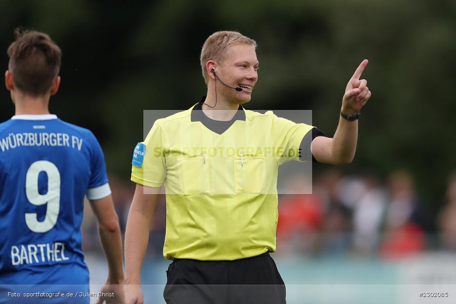 André Denzlein, Sportgelände, Karlburg, 04.08.2021, BFV, sport, action, Fussball, Deutschland, August 2021, Bayernliga Nord, Saison 2021/2022, WFV, TSV, Würzburger FV, TSV Karlburg - Bild-ID: 2302085