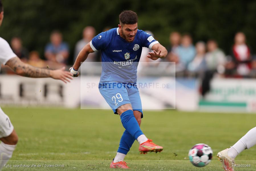 Emir Bas, Sportgelände, Karlburg, 04.08.2021, BFV, sport, action, Fussball, Deutschland, August 2021, Bayernliga Nord, Saison 2021/2022, WFV, TSV, Würzburger FV, TSV Karlburg - Bild-ID: 2302088