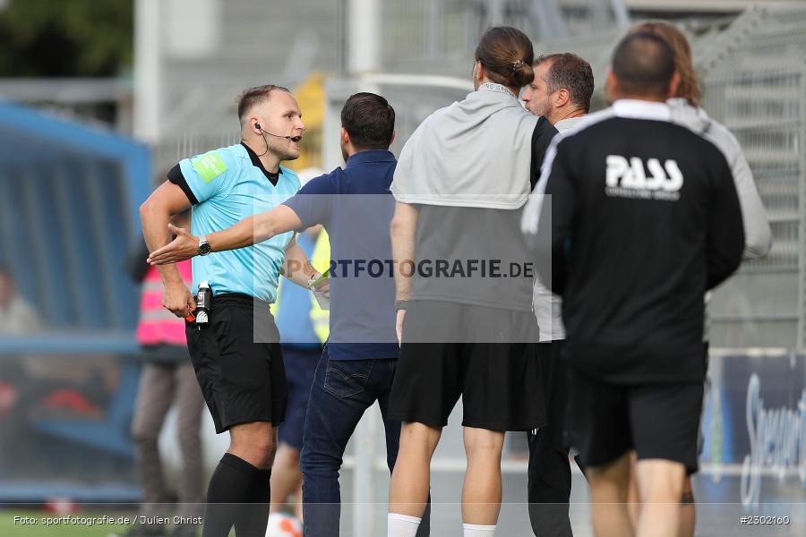 Jochen Seitz, Gelb-Rot, Christopher Knauer, Stadion am Schönbusch, Aschaffenburg, 06.08.2021, BFV, sport, action, Fussball, Deutschland, August 2021, Regionalliga Bayern, Saison 2021/2022, SVW, SVA01, SV Wacker Burghausen, SV Viktoria Aschaffenburg - Bild-ID: 2302160 Jochen Seitz, Gelb-Rot, Christopher Knauer, Stadion am Schönbusch, Aschaffenburg, 06.08.2021, BFV, sport, action, Fussball, Deutschland, August 2021, Regionalliga Bayern, Saison 2021/2022, SVW, SVA01, SV Wacker Burghausen, SV Viktoria Aschaffenburg - Bild-ID: 2302160