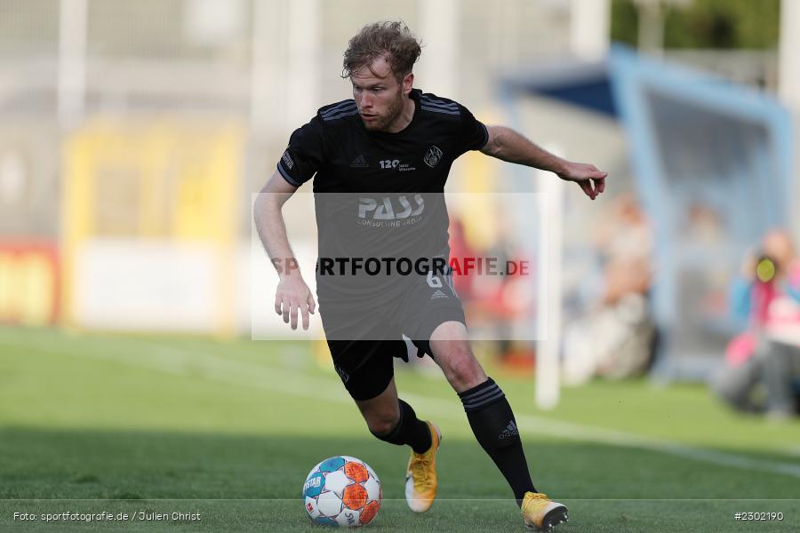 Roberto Desch, Stadion am Schönbusch, Aschaffenburg, 06.08.2021, BFV, sport, action, Fussball, Deutschland, August 2021, Regionalliga Bayern, Saison 2021/2022, SVW, SVA01, SV Wacker Burghausen, SV Viktoria Aschaffenburg - Bild-ID: 2302190 Roberto Desch, Stadion am Schönbusch, Aschaffenburg, 06.08.2021, BFV, sport, action, Fussball, Deutschland, August 2021, Regionalliga Bayern, Saison 2021/2022, SVW, SVA01, SV Wacker Burghausen, SV Viktoria Aschaffenburg - Bild-ID: 2302190