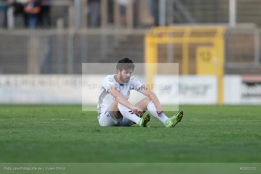 Enttäuscht, Sammy Ammari, Stadion am Schönbusch, Aschaffenburg, 06.08.2021, BFV, sport, action, Fussball, Deutschland, August 2021, Regionalliga Bayern, Saison 2021/2022, SVW, SVA01, SV Wacker Burghausen, SV Viktoria Aschaffenburg - Bild-ID: 2302210