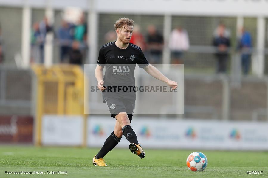 Roberto Desch, Stadion am Schönbusch, Aschaffenburg, 06.08.2021, BFV, sport, action, Fussball, Deutschland, August 2021, Regionalliga Bayern, Saison 2021/2022, SVW, SVA01, SV Wacker Burghausen, SV Viktoria Aschaffenburg - Bild-ID: 2302217 Roberto Desch, Stadion am Schönbusch, Aschaffenburg, 06.08.2021, BFV, sport, action, Fussball, Deutschland, August 2021, Regionalliga Bayern, Saison 2021/2022, SVW, SVA01, SV Wacker Burghausen, SV Viktoria Aschaffenburg - Bild-ID: 2302217