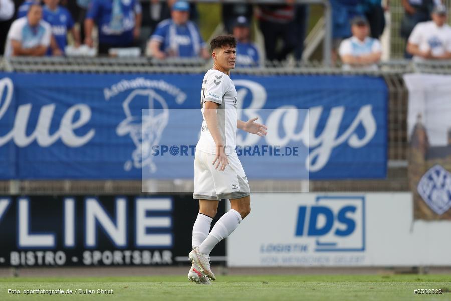 Lukas Mazagg, Stadion am Schönbusch, Aschaffenburg, 06.08.2021, BFV, sport, action, Fussball, Deutschland, August 2021, Regionalliga Bayern, Saison 2021/2022, SVW, SVA01, SV Wacker Burghausen, SV Viktoria Aschaffenburg - Bild-ID: 2302322