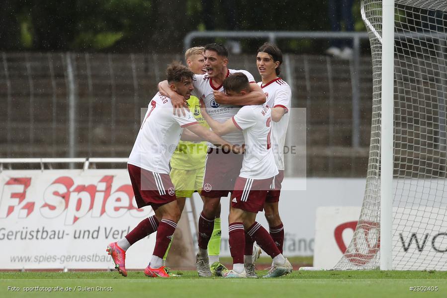 Nikola Komljenovic, Pascal Moll, Torwart Jan Reichert, Jubel, Rettungsaktion, Seid Korac, Willy-Sachs-Stadion, Schweinfurt, 07.08.2021, BFV, sport, action, Fussball, Deutschland, August 2021, Regionalliga Bayern, Saison 2021/2022, FCN, FC05, 1. FC Nürnberg II, 1. FC Schweinfurt 05 - Bild-ID: 2302405 Nikola Komljenovic, Pascal Moll, Torwart Jan Reichert, Jubel, Rettungsaktion, Seid Korac, Willy-Sachs-Stadion, Schweinfurt, 07.08.2021, BFV, sport, action, Fussball, Deutschland, August 2021, Regionalliga Bayern, Saison 2021/2022, FCN, FC05, 1. FC Nürnberg II, 1. FC Schweinfurt 05 - Bild-ID: 2302405