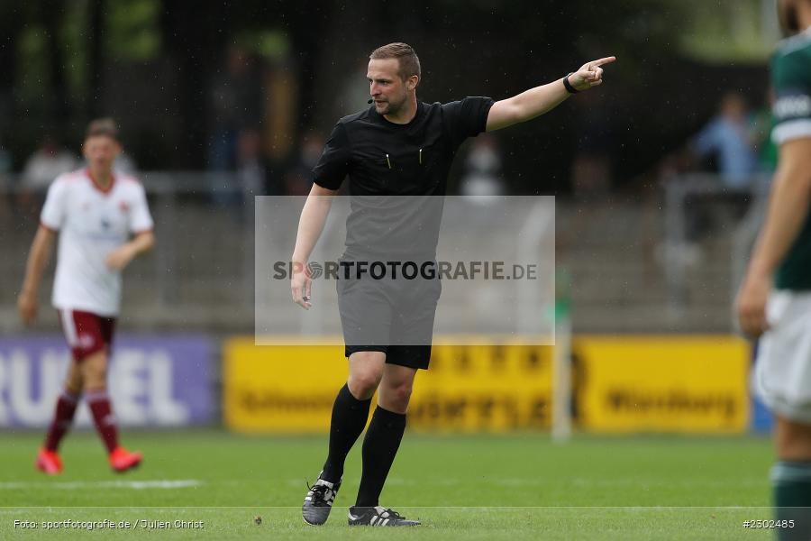 Hände, Arme, gestikuliert, Johannes Hamper, Willy-Sachs-Stadion, Schweinfurt, 07.08.2021, BFV, sport, action, Fussball, Deutschland, August 2021, Regionalliga Bayern, Saison 2021/2022, FCN, FC05, 1. FC Nürnberg II, 1. FC Schweinfurt 05 - Bild-ID: 2302485 Hände, Arme, gestikuliert, Johannes Hamper, Willy-Sachs-Stadion, Schweinfurt, 07.08.2021, BFV, sport, action, Fussball, Deutschland, August 2021, Regionalliga Bayern, Saison 2021/2022, FCN, FC05, 1. FC Nürnberg II, 1. FC Schweinfurt 05 - Bild-ID: 2302485