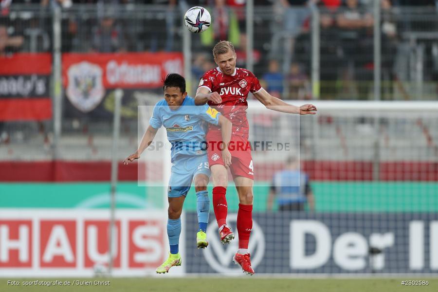 Lars Dietz, FLYERALARM-Arena, Würzburg, 08.08.2021, DFB, sport, action, Fussball, Deutschland, August 2021, Runde 1, DFB-Pokal, Saison 2021/2022, SCF, FWK, SC Freiburg, FC Würzburger Kickers - Bild-ID: 2302586